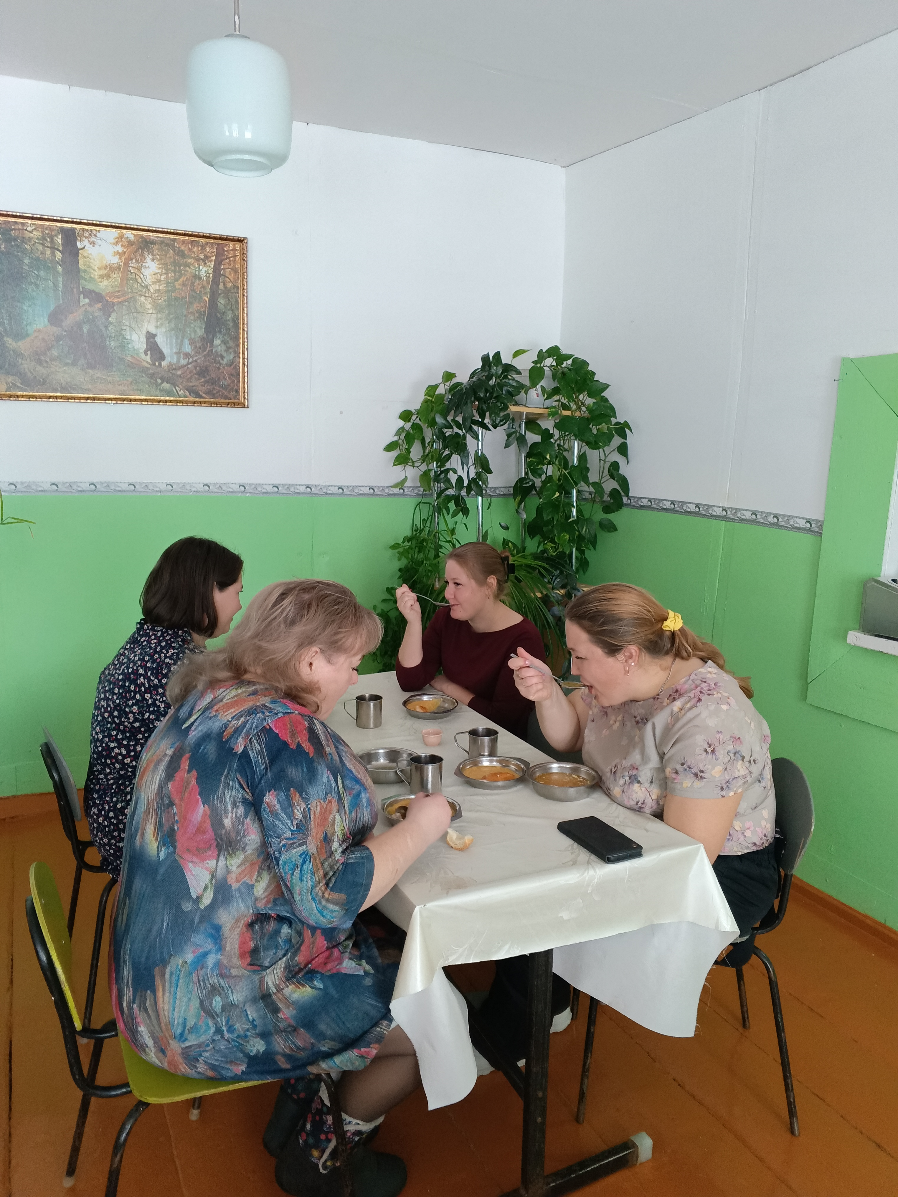 Родительский контроль за организацией питания детей в МБОУ ООШ. д. Московская.
